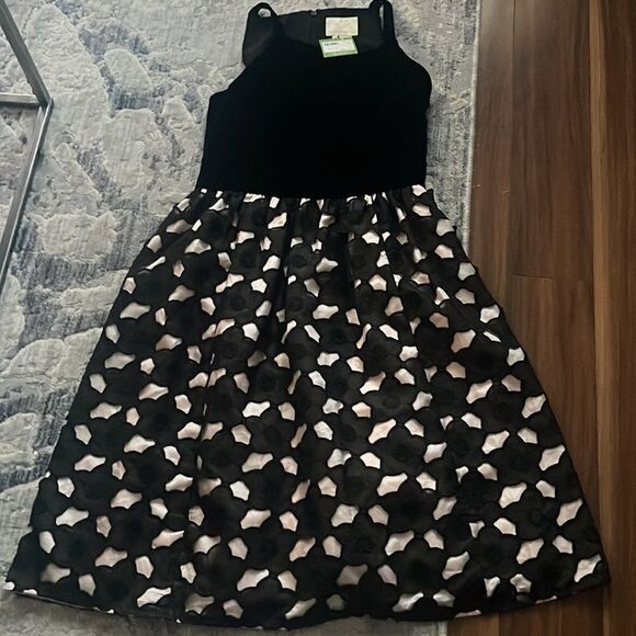 Kate Spade NWT poppy cutwork dress - Picture 3 of 5